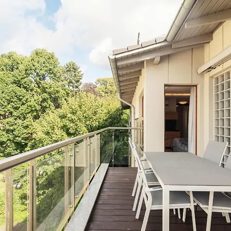 With Terrace In A Luxury Closed Estate By Grand アパート ソポト